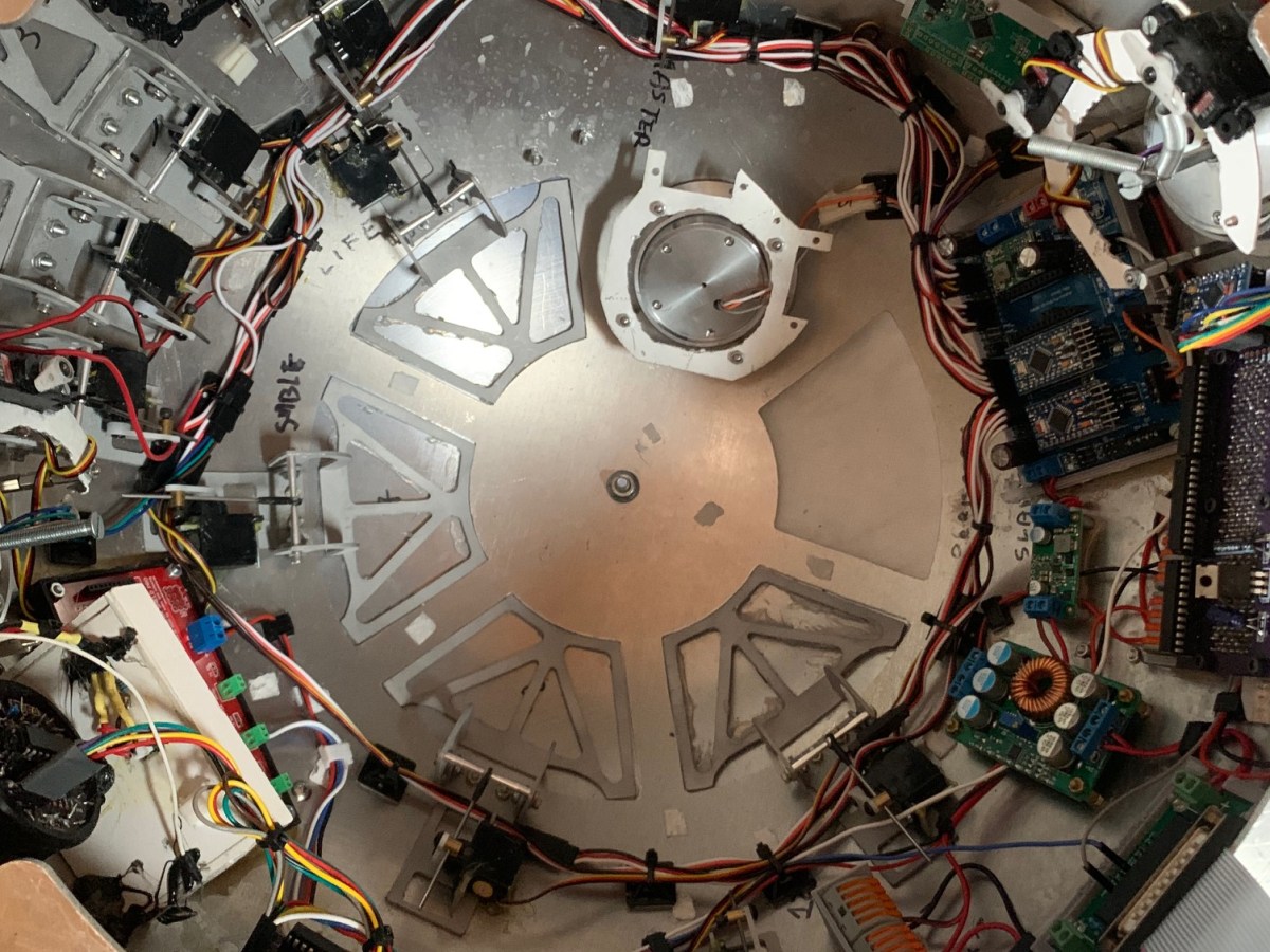 Recableado dome R2-D2 –&nbsp;(3)